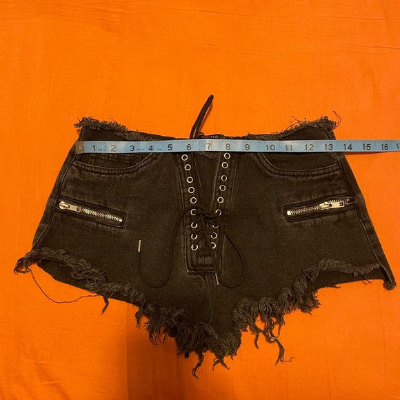 Black distressed denim short shorts - Picture 6 of 6